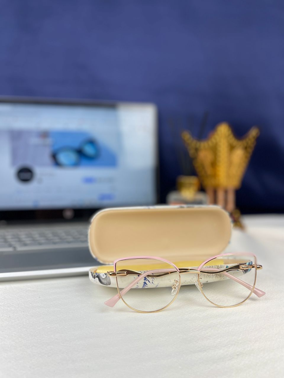 Lunette félin عين القطة