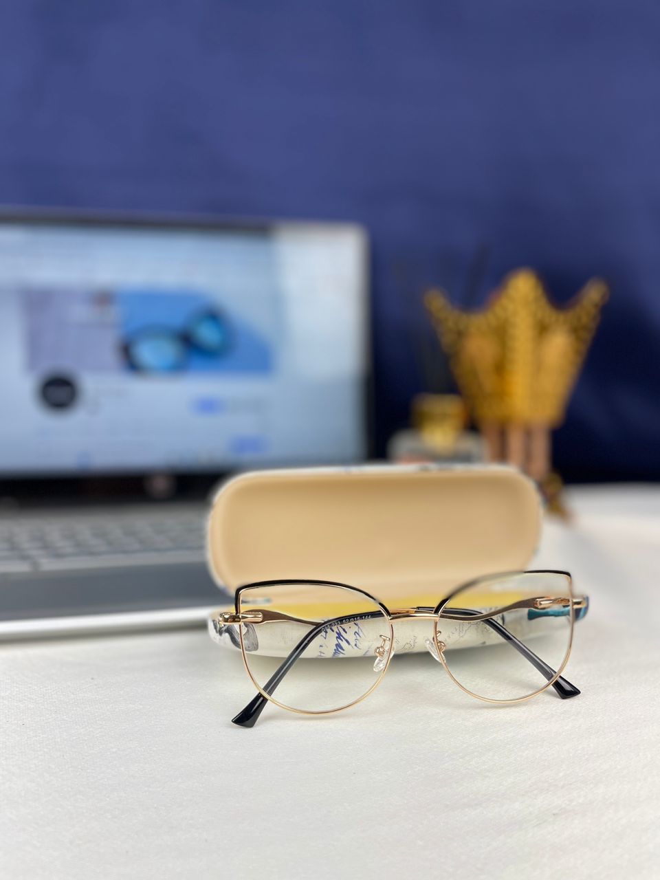 Lunette félin عين القطة